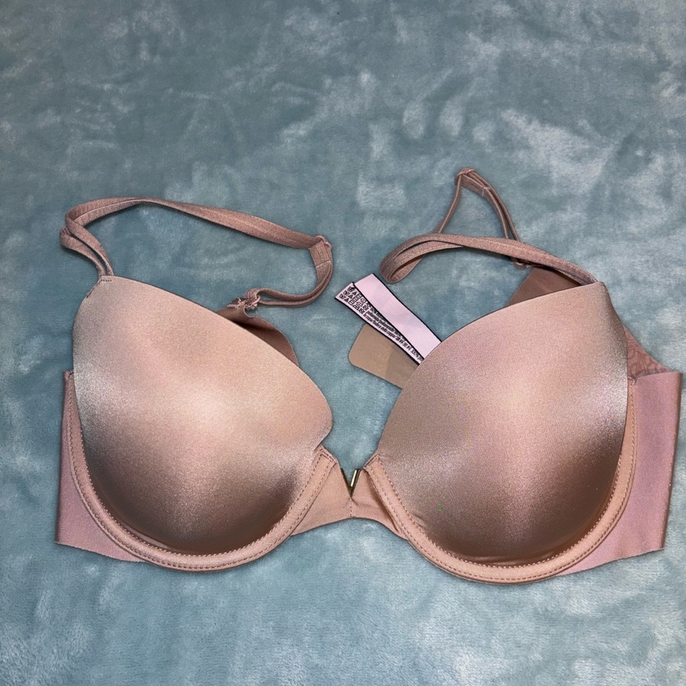 Victoria’s Secret Sexy Illusions Demi Bra 32D